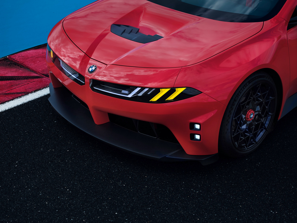 SMALL_P90643934_highRes_bmw-m-concept-neue-k